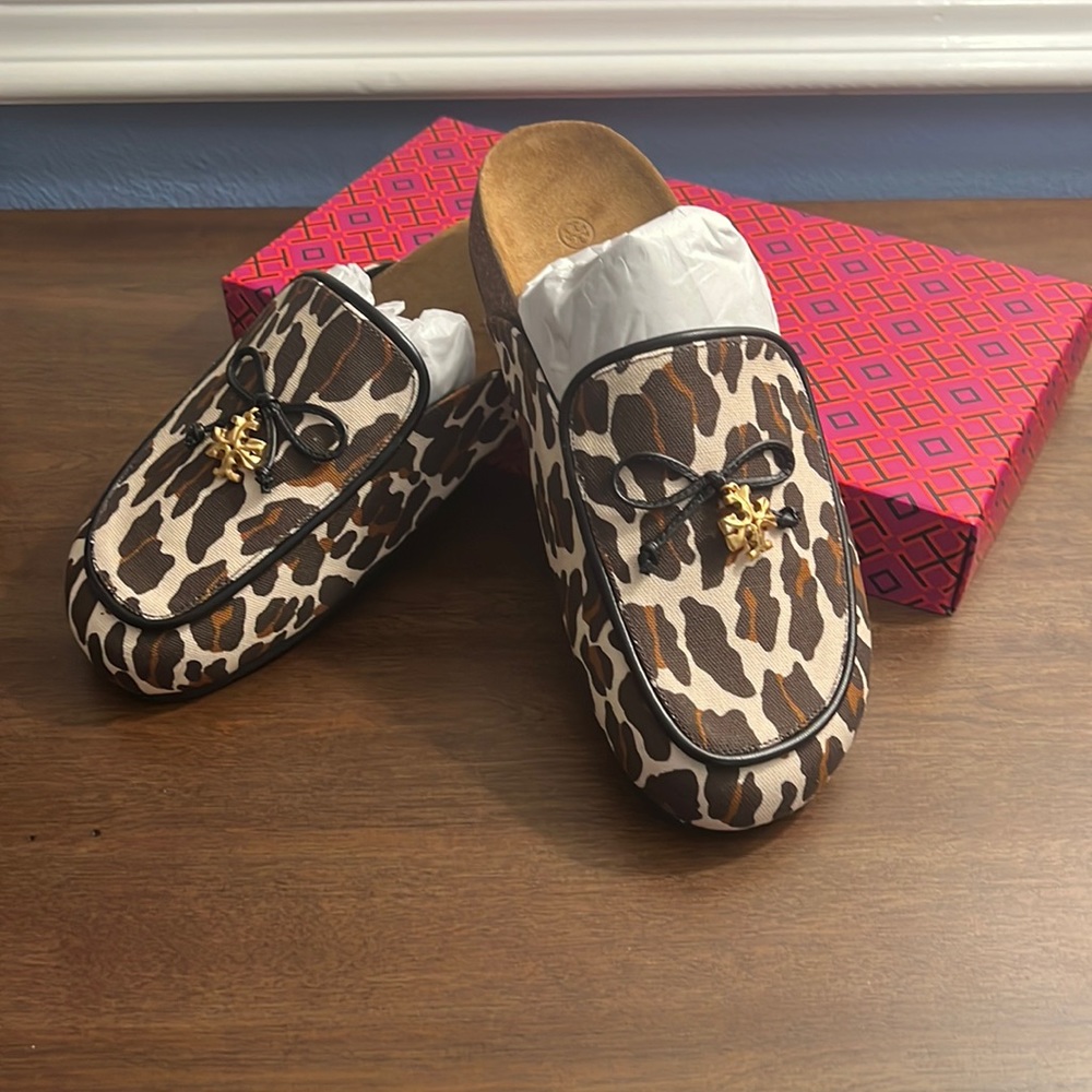NIB Tory Burch Charm Mule - Reva Leopard Canvas - Size 7